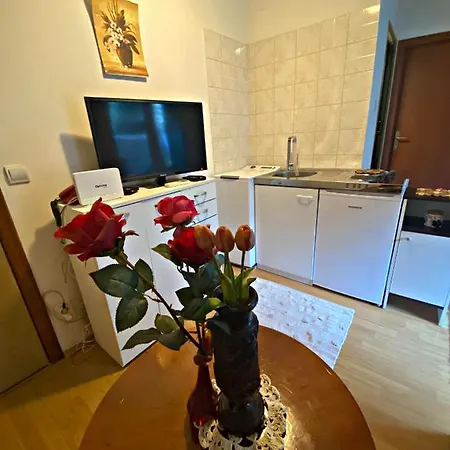 Gabi Apartman *